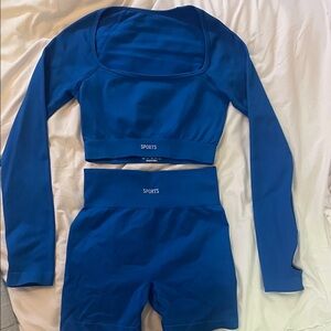 Blue Long Sleeve Workout Set